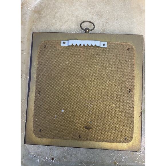 2 Vintage Alice C Fenner Chalkware Relief Art Wall Plaques Classical Medals 6.5" - Picture 3 of 3